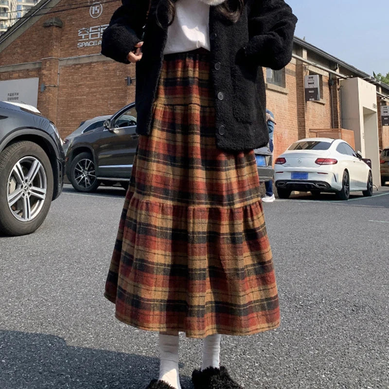2025 Autumn New Vintage Plaid Skirts Women Woolen Patchwork Pleated A-Line Skirt Korean Fashion Streetwear Long Skirts Woman
