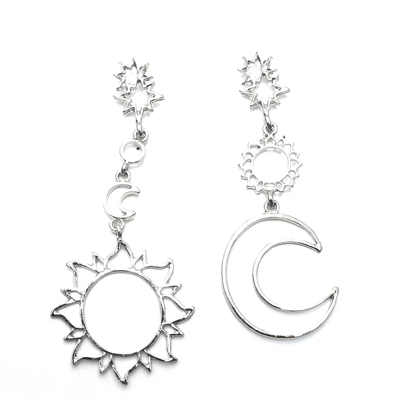 Sun and Moon Earrings / Moon Phase Earrings / Celestial Jewelry / Crescent Earrings / Moon Earrings / Bohemian Earrings