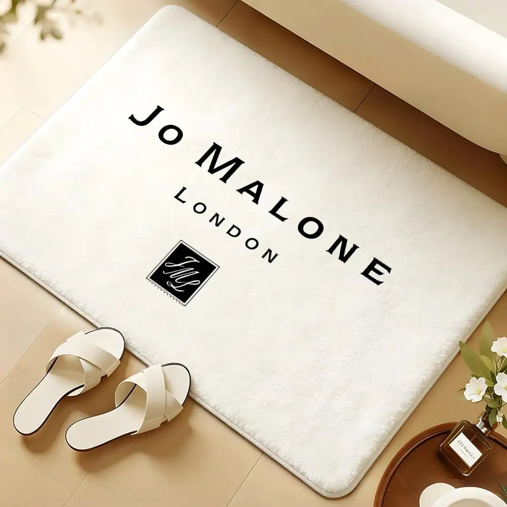 JO M-mALONE Makeup Brand Floor Mat Soft Flannel Rug Non-Slip Absorbent Mat For Bathroom Bedroom Home Decor