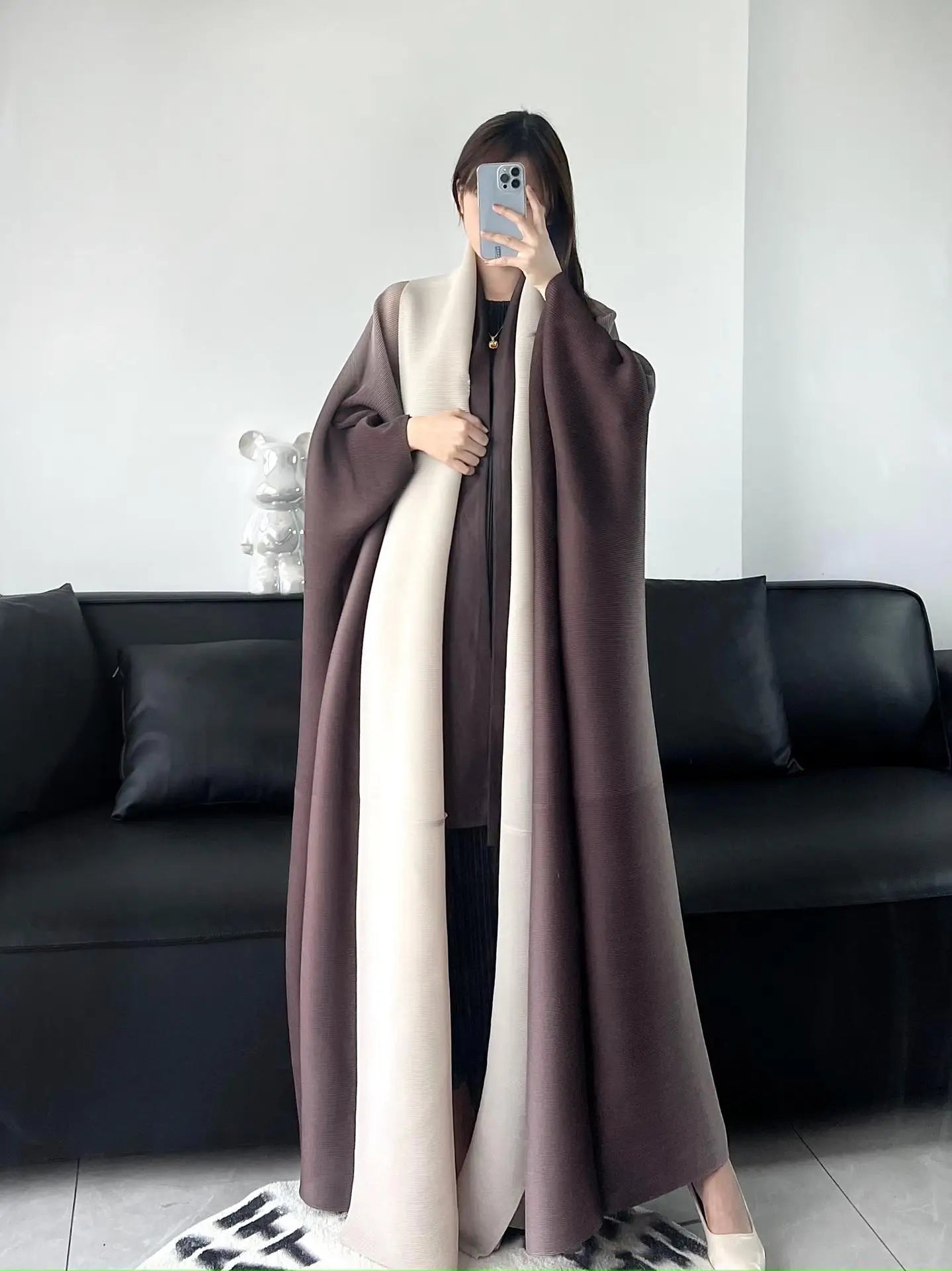 YUDX Wrinkled Women's Windbreaker Jacket Bat Sleeve Scarf Collar Gradient Long Robe Fashion Retro Coats and Jackets Women