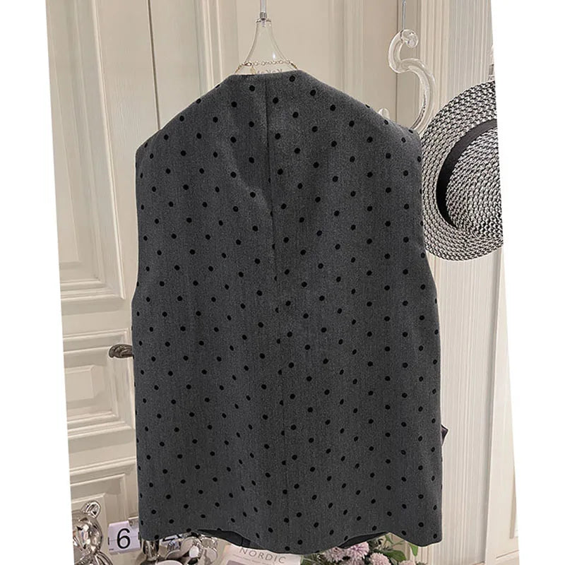 Ladies Vest Jacket 2025 Summer Leisure And Comfort Korean Women Waistcoat Temperament Fashion High-Quality Female Coat.