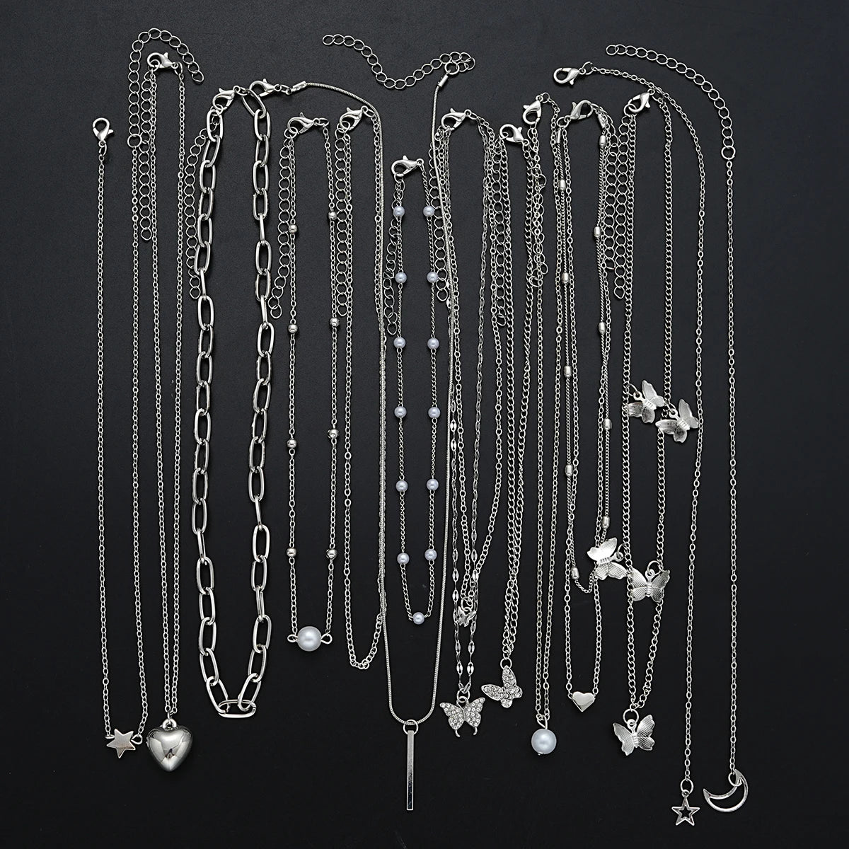13-teiliges schlichtes Halsketten-Set mit Schmetterling, Perle, Herz, Stern und Zirkonia in Silber – ein modisches Schmuckgeschenk für Damen