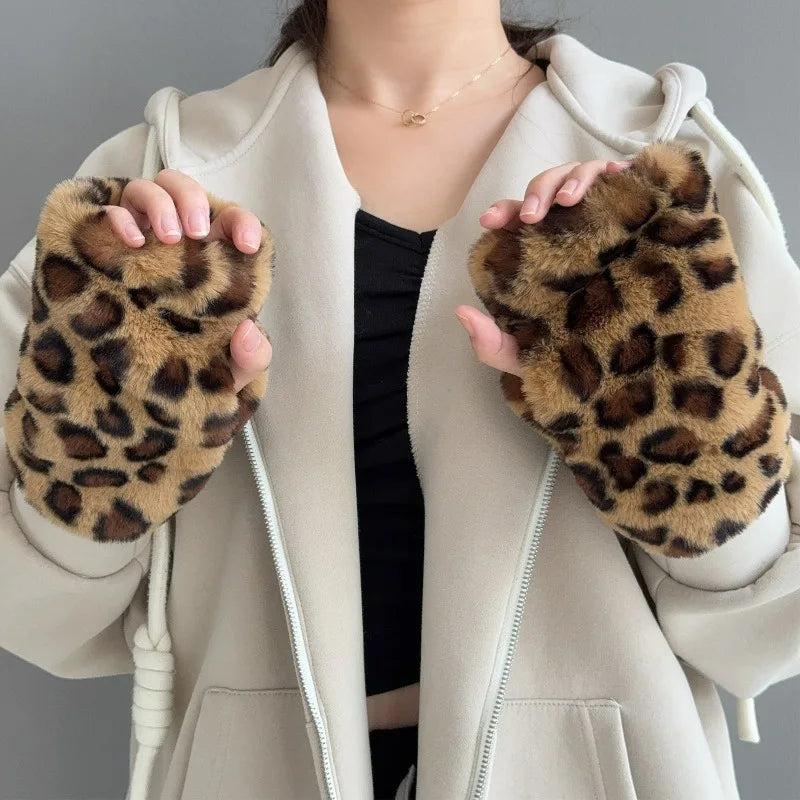 High Quality Leopard Faux Rabbit Fur Gloves Women Half Finger Gloves Winter Warm Fur Fingerless Gloves Handmade Furry Mittens
