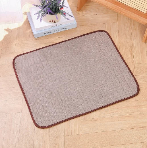 Pet Summer Cooling Mat, Ice Silk Sleeping Pad for Dogs & Cats, Breathable Latex Mattress, Anti-Slip Pet Bed for All Seasons