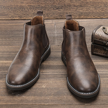 Bottines Chelsea pour homme - Pointures 40 à 46, tige en similicuir marron avec élastique noir, bout pointu, semelle en TPR, idéales pour un style décontracté et les vacances