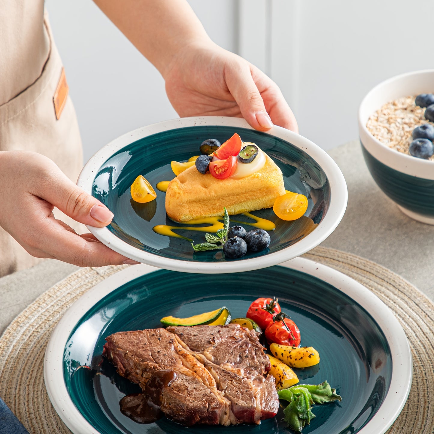 16-Piece Green Ceramic Dinnerware Set - Durable Porcelain, Stylish Glaze, Perfect for 4 - Includes Plates, Bowls & Mugs, Ideal for Everyday Use & Entertaining