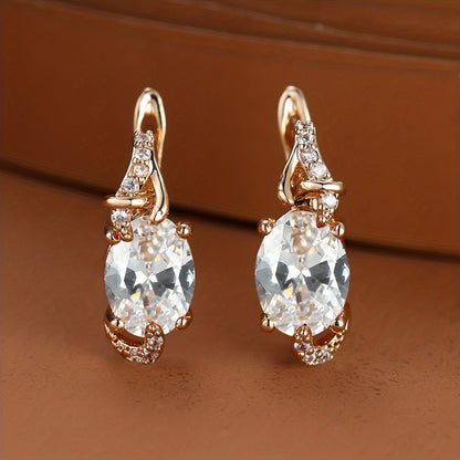 Elegante, 18 Karat vergoldete Ohrstecker mit blauem Stein – Rund- und Ovalschliff, synthetische Zirkonia, Ohrstecker aus Kupfer – Schmuck für jede Jahreszeit | Trendiges Design | Langlebige Vergoldung