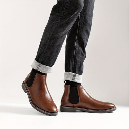 Bottines Chelsea pour homme - Pointures 40 à 46, tige en similicuir marron avec élastique noir, bout pointu, semelle en TPR, idéales pour un style décontracté et les vacances