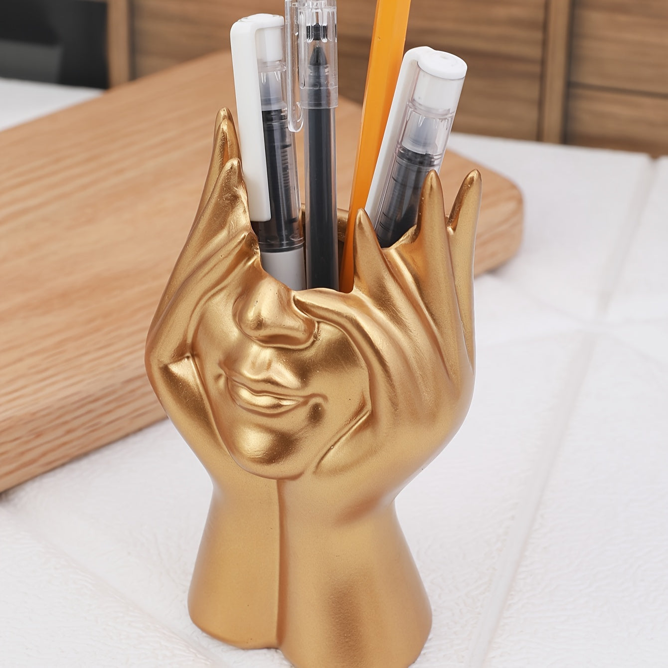 1pc Resin Art Pen Holder in Face-Holding Design - Elegant Home Decor Accent, Available in White, Golden, and Black - Perfect for Organizing Writing Instruments, Pens for Writing