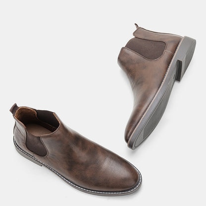 Bottines Chelsea pour homme - Pointures 40 à 46, tige en similicuir marron avec élastique noir, bout pointu, semelle en TPR, idéales pour un style décontracté et les vacances