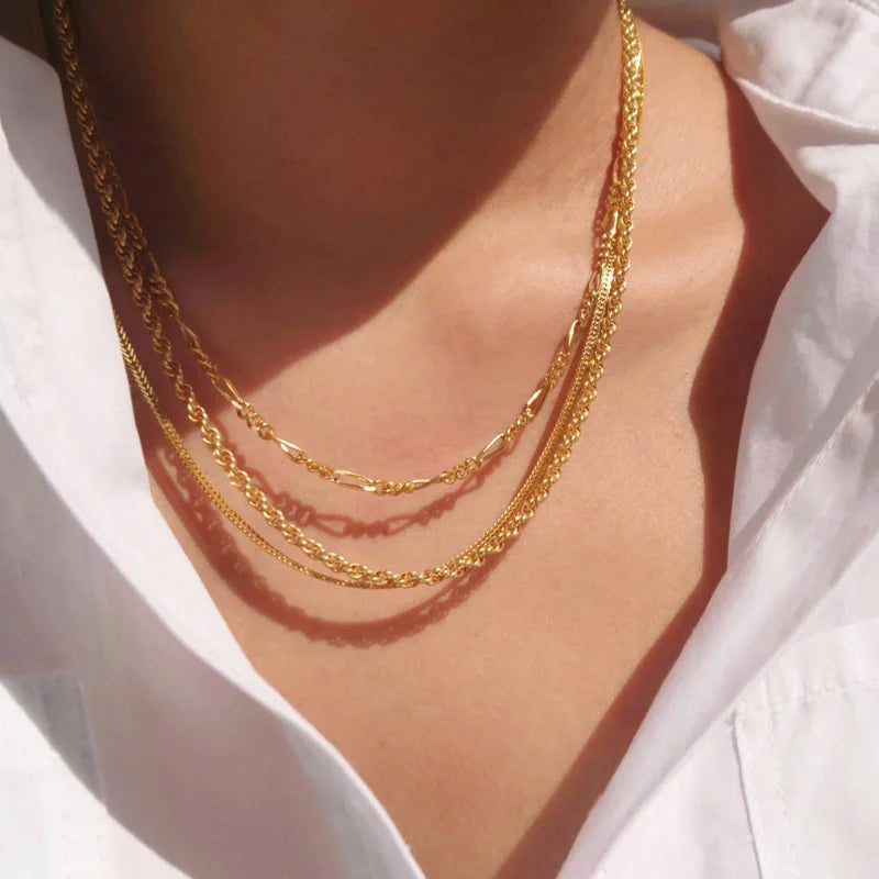 Joolim Jewelry Chaîne Figaro plaquée or, chaîne corde, chaîne serpent, collier trois rangs en acier inoxydable, vente en gros de bijoux