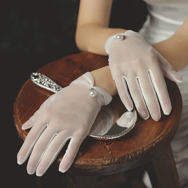 Bridal Gloves Wedding Gloves White Gauze Woman Gloves Thin Lace Ladies Fingered Gloves Pearl Wedding Gloves Accessories