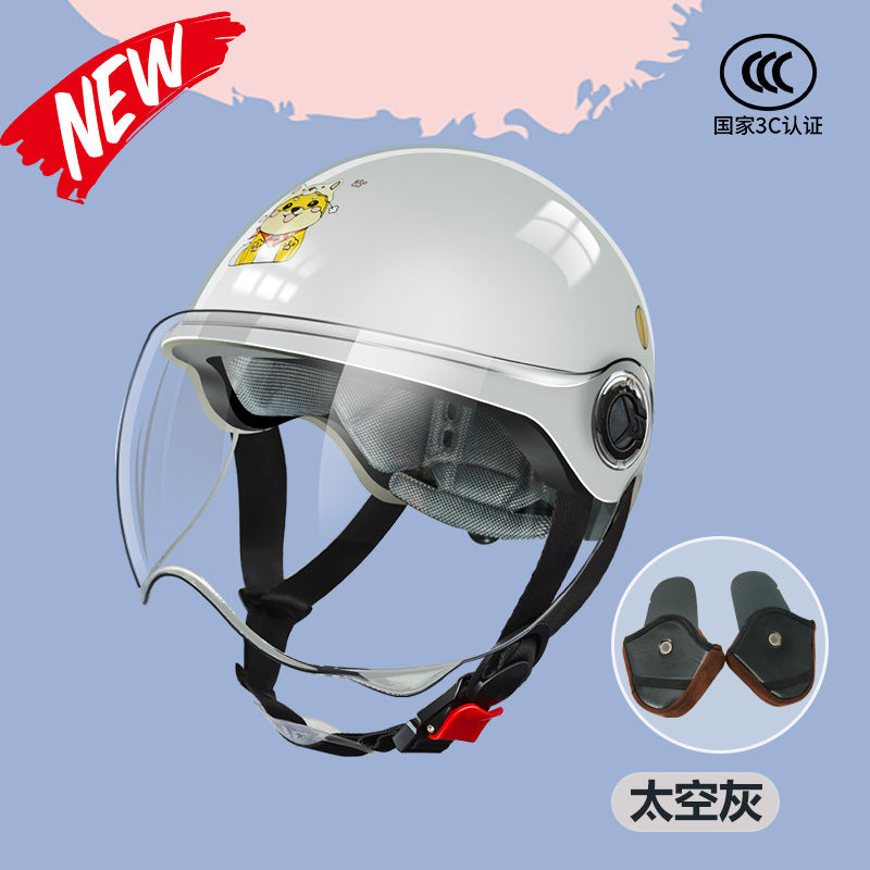 3C Certified Motorcycle Helmet Summer Collision Avoidance for Boys and Girls Aged 6-14 Four Seasons Universal Electric Vehicle Safety Helmet