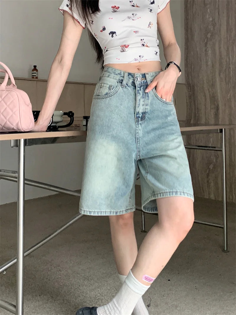 Trendy Women's Y2K High Waist Light Wash Oversized Denim Shorts Bermuda Length Wide Leg Trousers for 2026