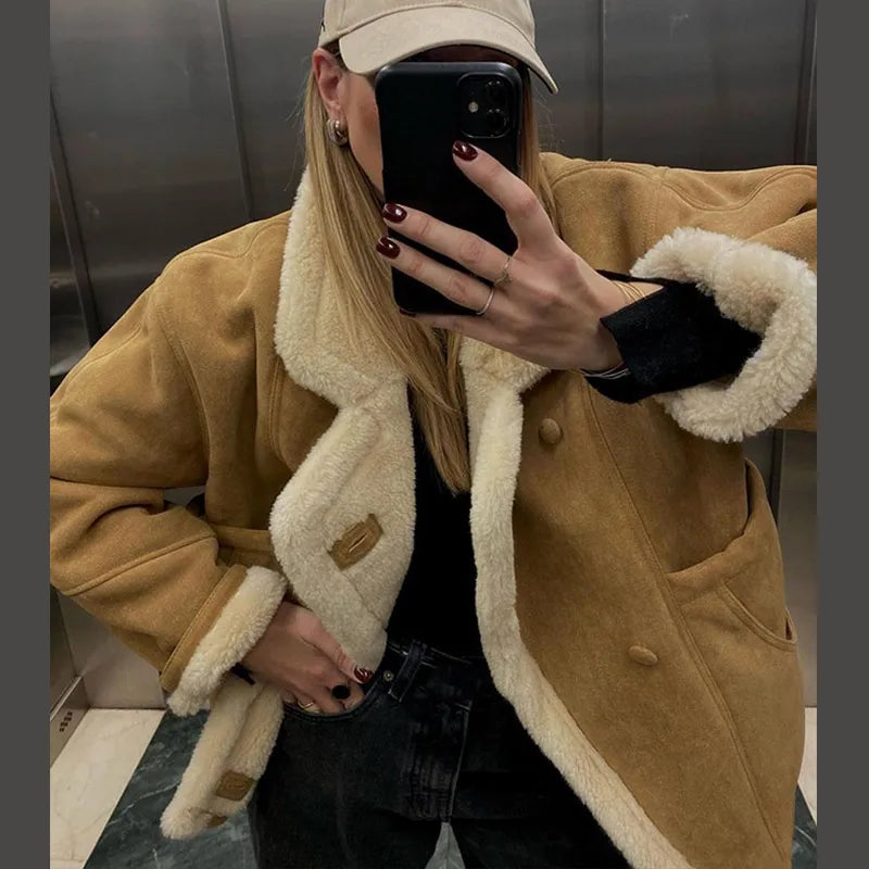 Vintage Furry Leather Women Winter Coats Big Lapel Long Sleeve Zipper Warm Outerwear 2025 Winter Chic Lady Street Short Jackets