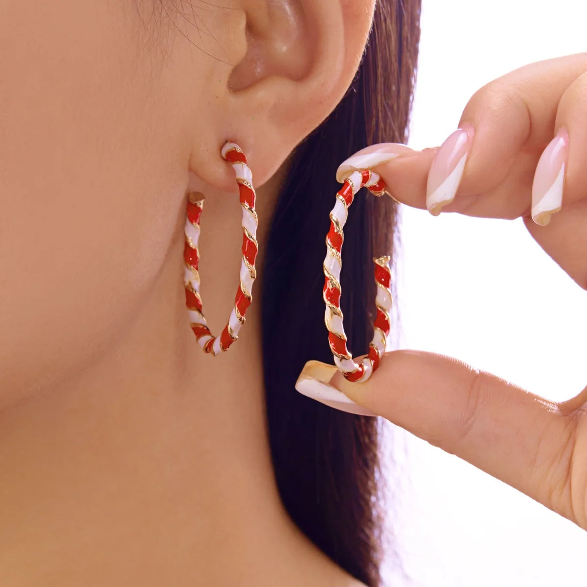 Christmas Red Green White Sequins Stripe Twisted Round Drop Earrings Circle Hoop Earring For Women Men Festive Holiday Jewelry