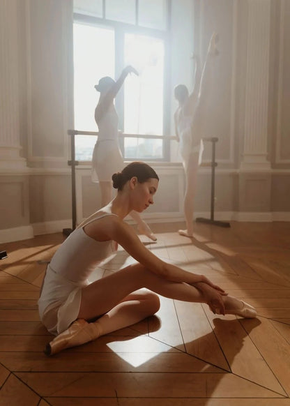 Ballet Dance Room Decorative Painting Ballet Girls Canvas Painting Posters Abstract Portrait Wall Art Picture Living Room Decor