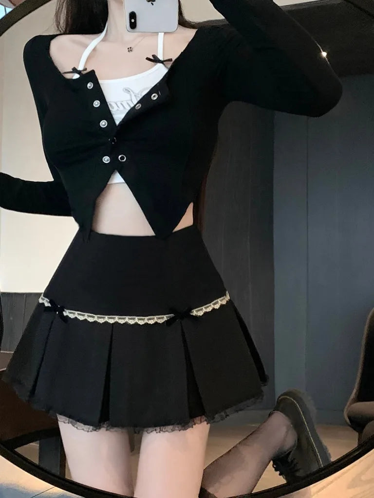 Women Black Gothic A-line Pleated Skirt Vintage Y2k Mini Skirt Harajuku Korean Elegant Lace Emo Skirts 2000s Clothes Summer 2024