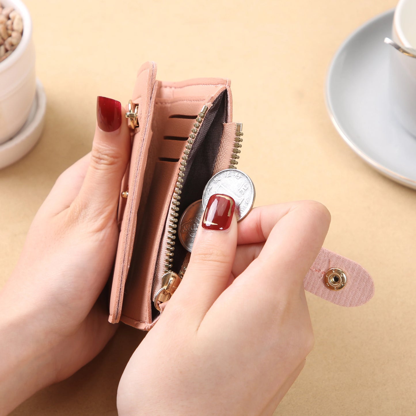 Ladies' wallet; short purse for women; high-end feeling cross-border multi-functional coin purse for women