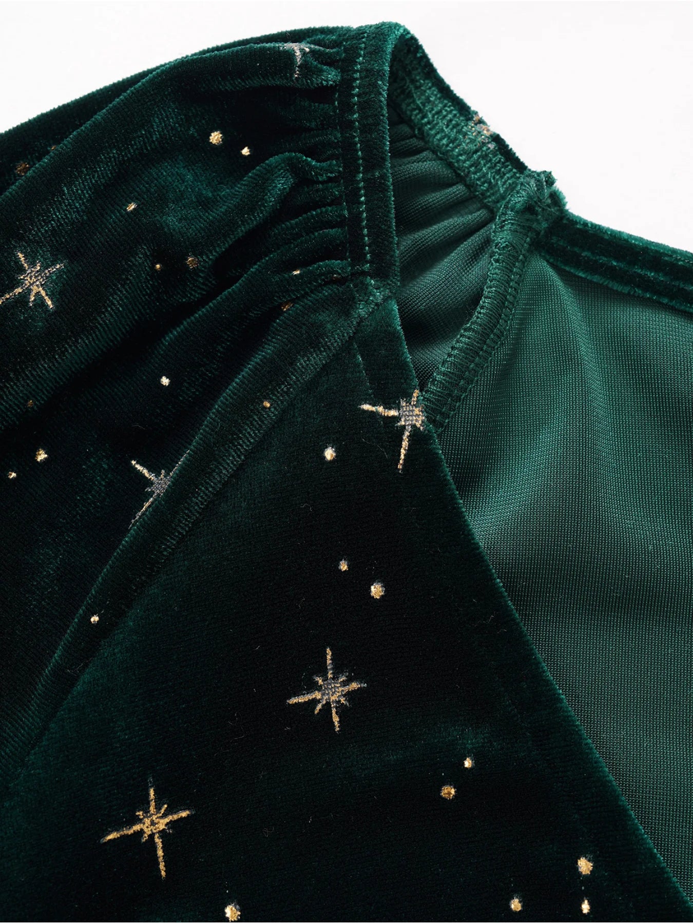 European and American fashion women's dress decorated with star print wrapped in elastic shoulder velvet long sleeve dress