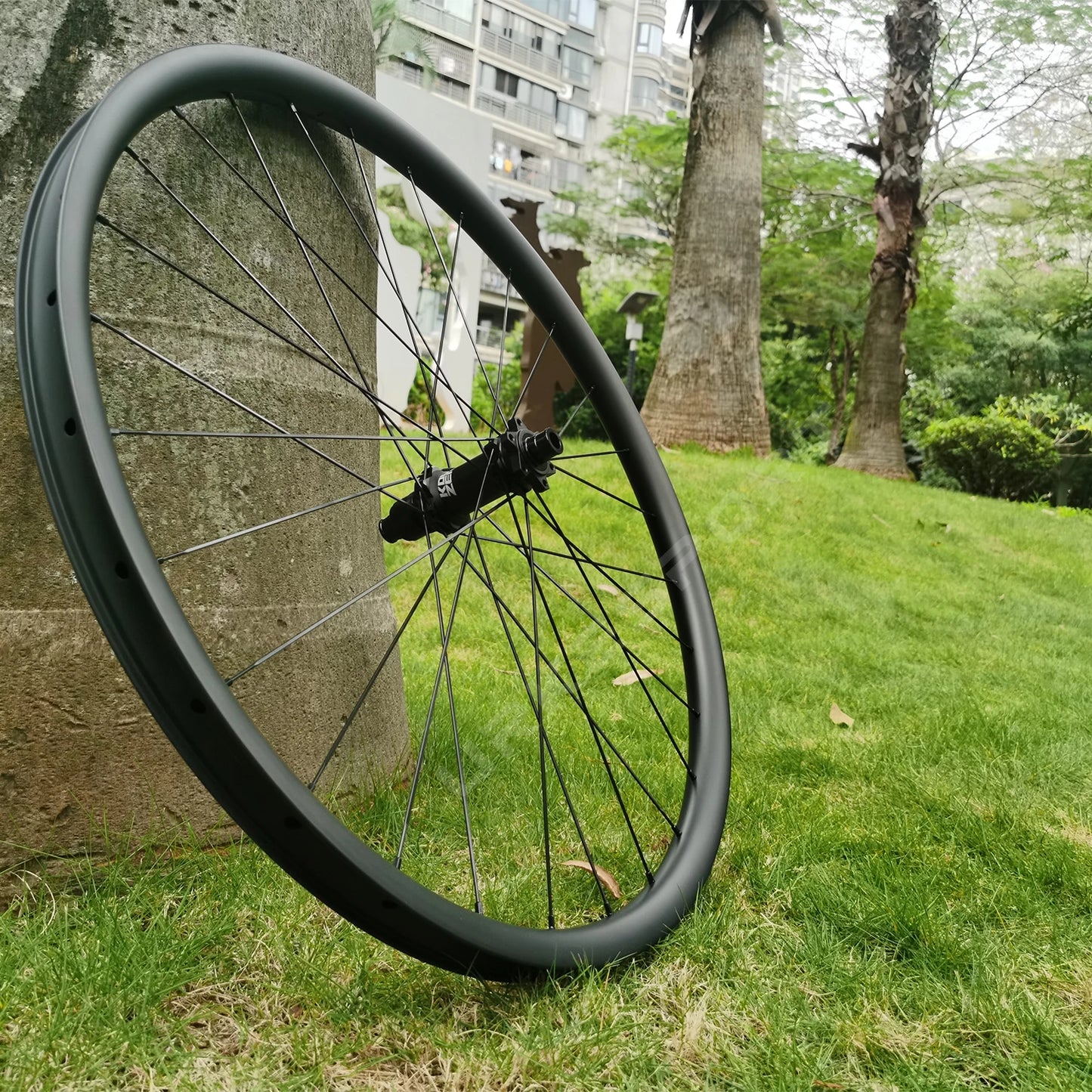 UCI Approved 29er MTB Carbon Wheels Super Light 40T Ratchet Tubeless Koozer 350 Straight Pull Mountain Bicycle Wheelset 29