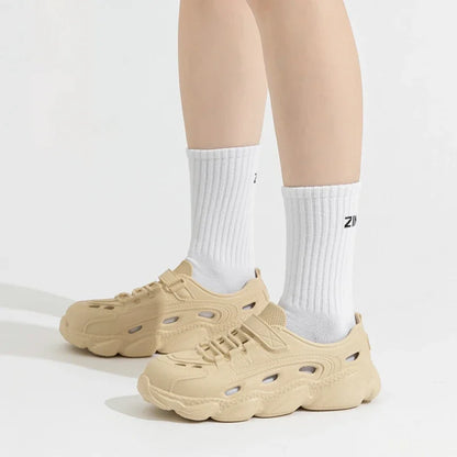New Men Trendy Sandals Thick soled Non Slip shoes Wear-resistant Fashion One-piece Molded Couple Style Shoes 2025 Homme Zapatos