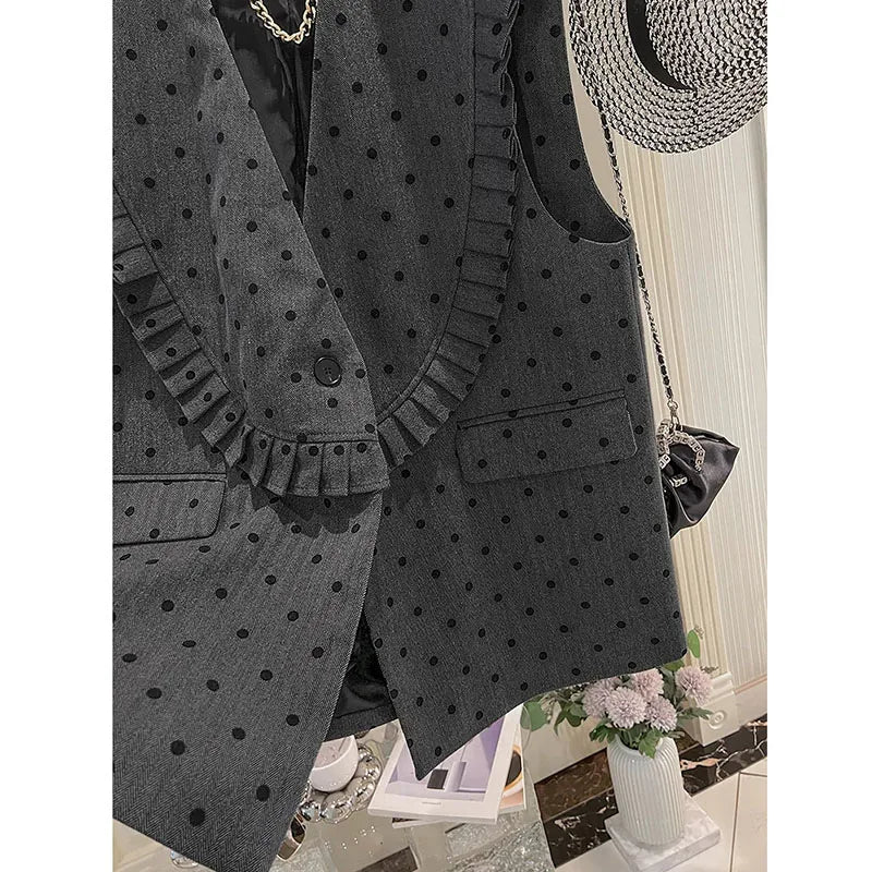 Ladies Vest Jacket 2025 Summer Leisure And Comfort Korean Women Waistcoat Temperament Fashion High-Quality Female Coat.
