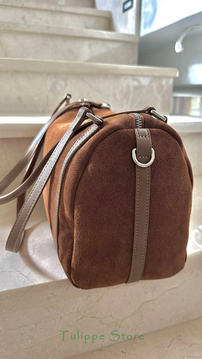 2025 Blogger Hot Boston Pillow Bags Women Genuine Leather Shoulder Tote Bag Large Capacity Soft Pillow Design Commute Daily Bags