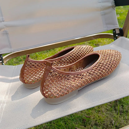 Flat Shoes for Women Spring and Autumn 2025 Breathable Hollow Flat Square Toe for Women Shallow Mouth Beach Sandals for Summer