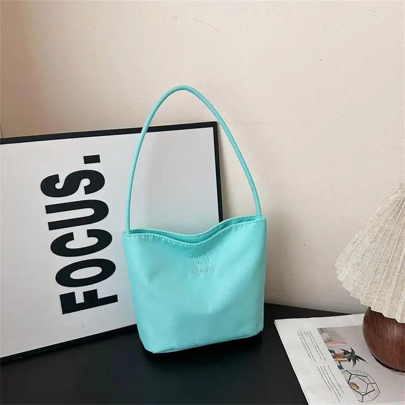 NEW Women's High Capacity Handbag Underarm Handbag Shoulder Bag Waterproof Embroidered Letters Underarm Bag Tote Bags
