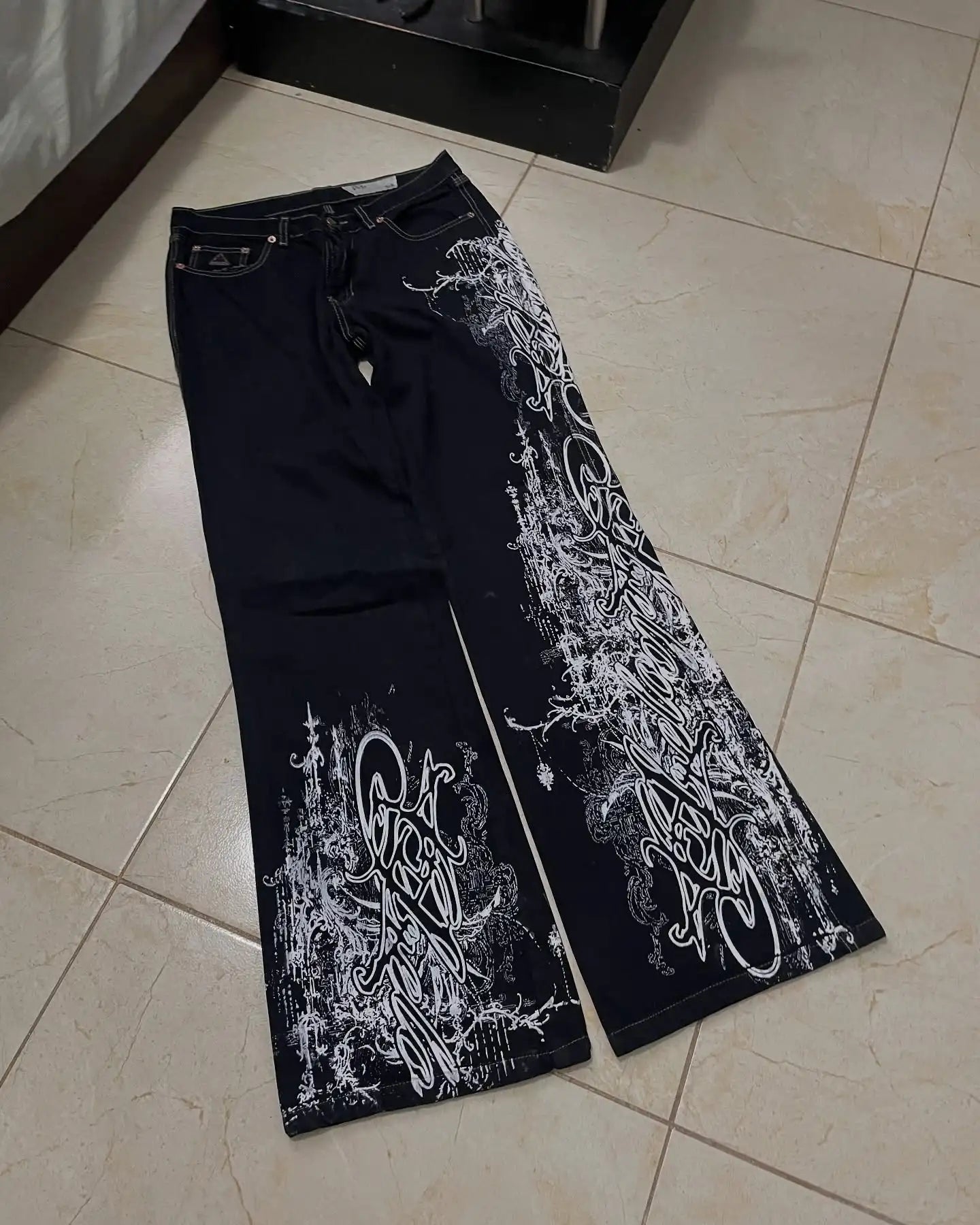 New Cyberpunk Jeans Mens American Y2K Red Graphic Street Goth Baggy Wide-Leg Pants Harajuku Hip-Hop Straight Pants