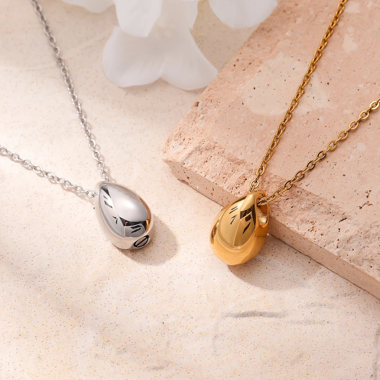 Cremation Water Drop Necklace for Ashes Stainless Steel Pendant Ashes Holder Memorial Jewelry