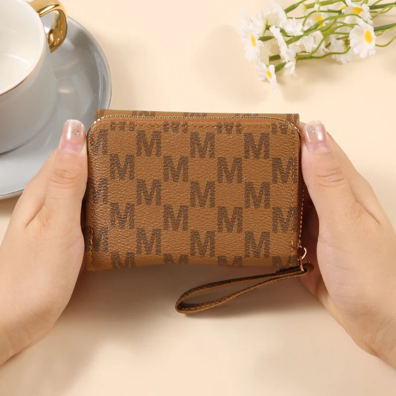 2025 Women's Wallet Short Style Trendy New Three-Fold Fashion Simple Alphabet Portable Multi-Card Holder P