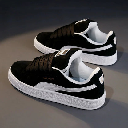 2026 New Men's Shoes Fashion Versatile Breathable Casual Shoes Anti Slip Thick Soled Board Shoes