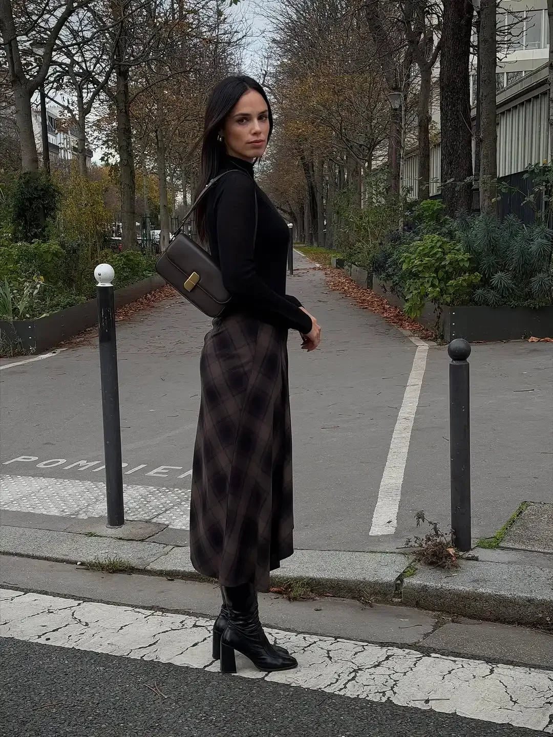 Casual Brown Plaid Midi Skirts Woman Fashion High-waist A-line Pleaded Skirts Party Daily Outdoor Trendy Attire 2026 Spring New