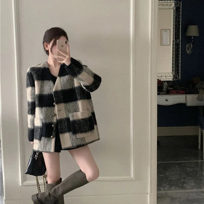 Retro plaid Woolen Coat Women's Autumn winter New 2025 Loose V-neck Casual Long Sleeve Wool Overcoat Outerwear Female Jacket