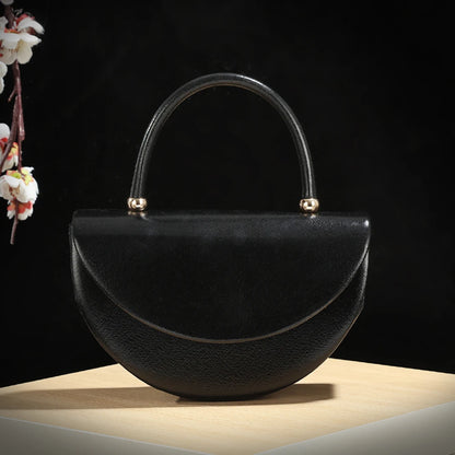 New fashion halfmoon handbag shiny evening dress bag delicate metal chain shoulder bag fashion gift bag small items storage bag