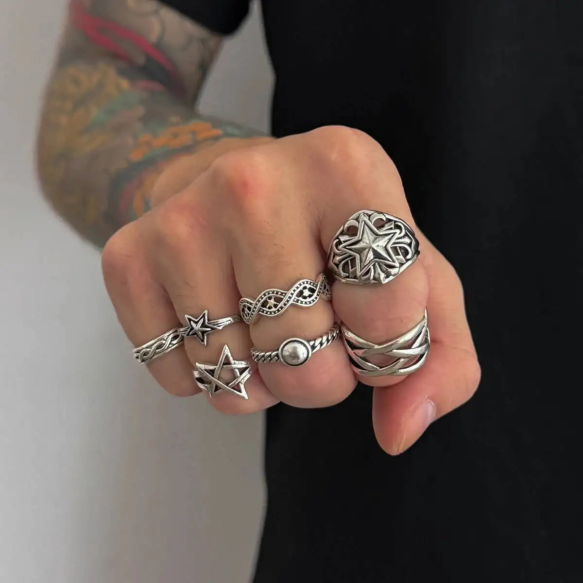 Ingemark 7Pcs/Set Goth Hollow Star Open Rings for Men New Trend Hip Hop Adjustable Finger Rings Grunge Jewelry Steampunk Gift