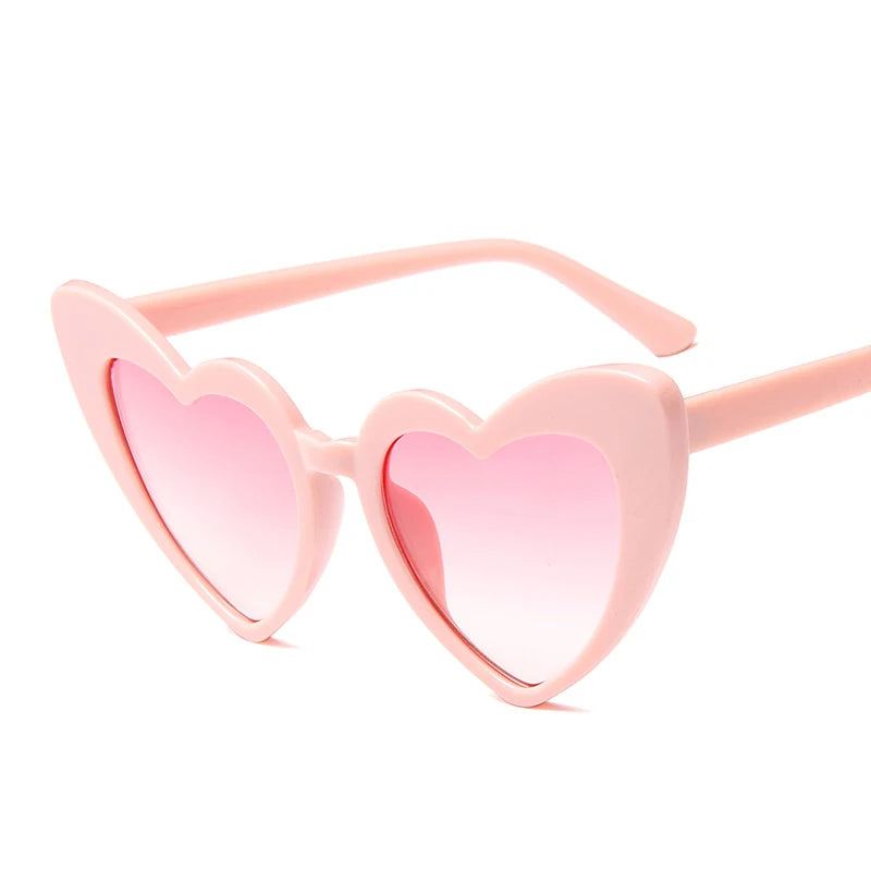 Heart Sunglasses Women Big Frame Personality Sun Glasses Sexy Cute Eyeglasses Gradient Lens Brand Designer Shades Oculos De Sol