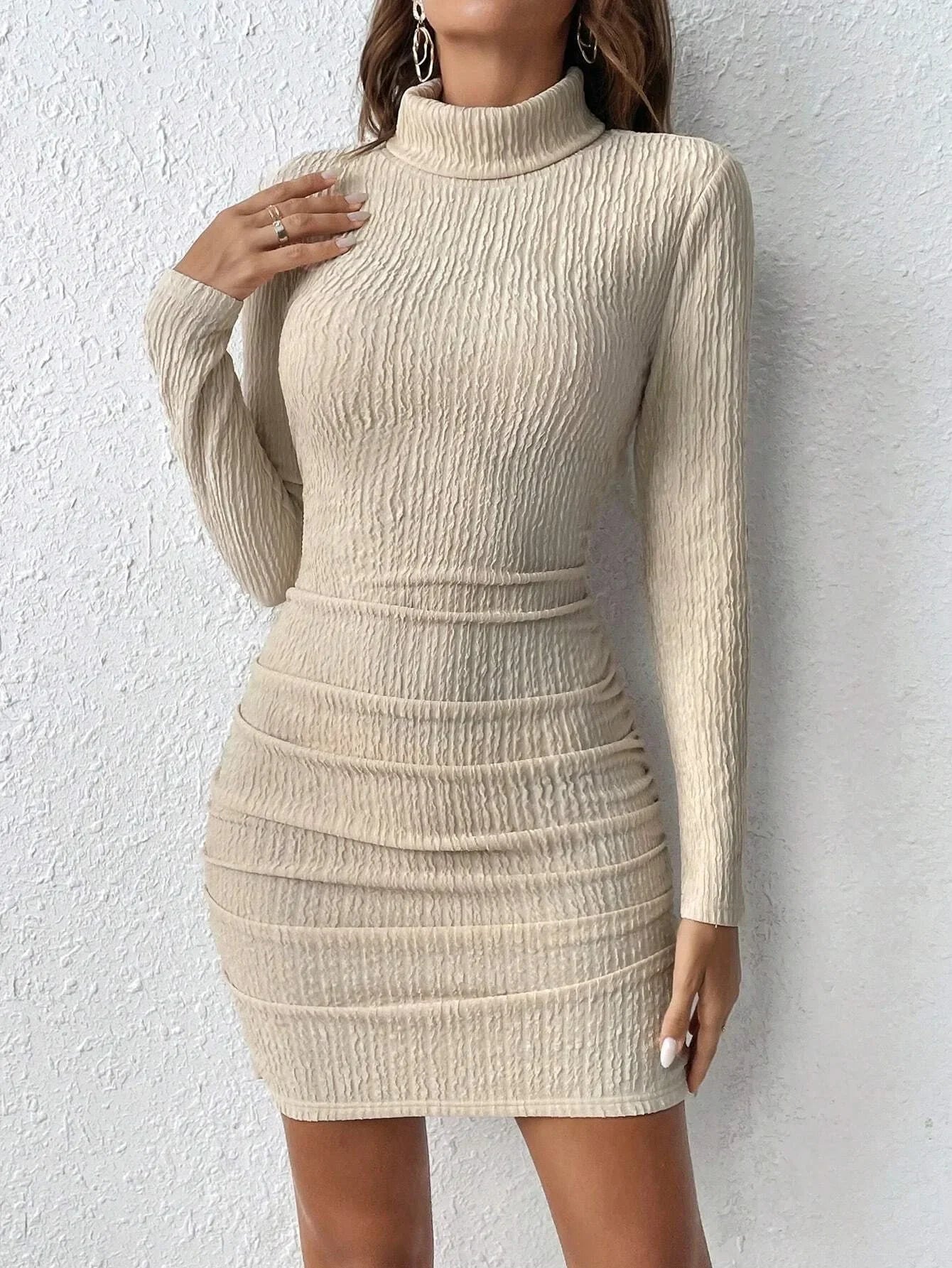 Fashionable Casual High Collar Pleated Tight Dress Elegant Women's Clothing Comfortable Fit Maxi Dress