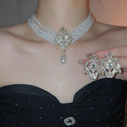 Inlaid Rhinestone Geometric Hollow Pattern Jewelry Sets for Women Elegant Temperament Light Luxury High-end Earring Necklace Set