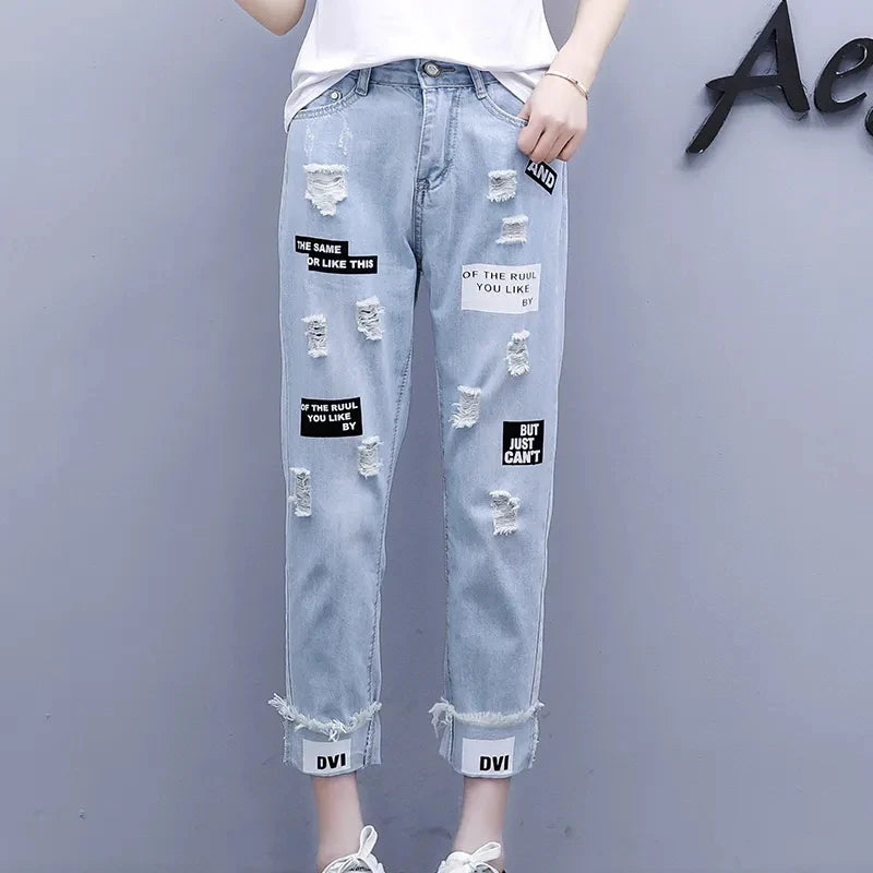 White Jeans 2023 New Women's Embroidery Wild Jeans Spring Summer Fashion Hole Ladies Denim Pants Casual Ankle-Length Jean Pants