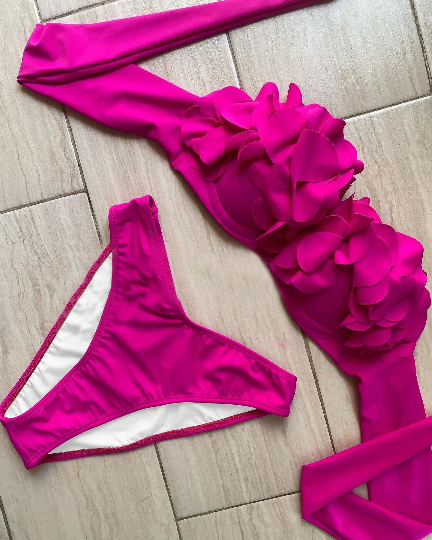 2026 New Summer New Sexy Petal Push Up Backless Bikini Set Women Fashion Flower Ruffles Bikini Lady Solid Beachwear Bathing Suit