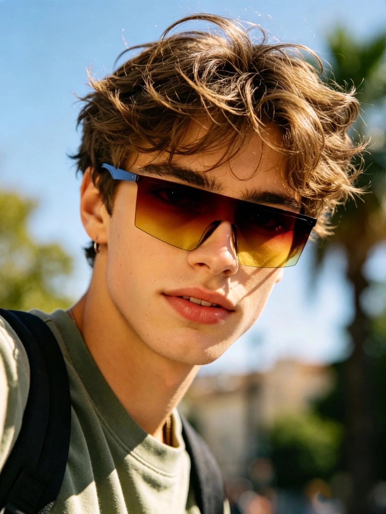 1PC, same style for men and women, stylish glasses, new model, large frame, vibrant colors, trendy, lens-integrated design, perf