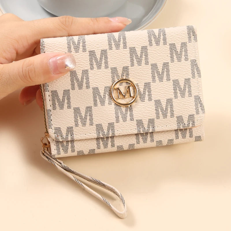 2025 Women's Wallet Short Style Trendy New Three-Fold Fashion Simple Alphabet Portable Multi-Card Holder P