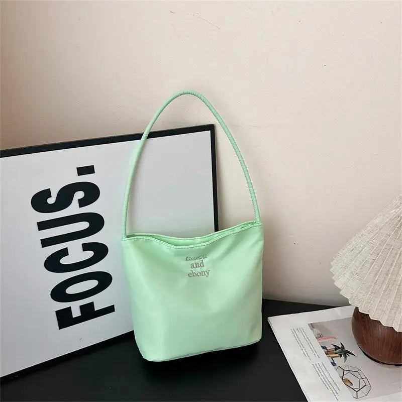 NEW Women's High Capacity Handbag Underarm Handbag Shoulder Bag Waterproof Embroidered Letters Underarm Bag Tote Bags