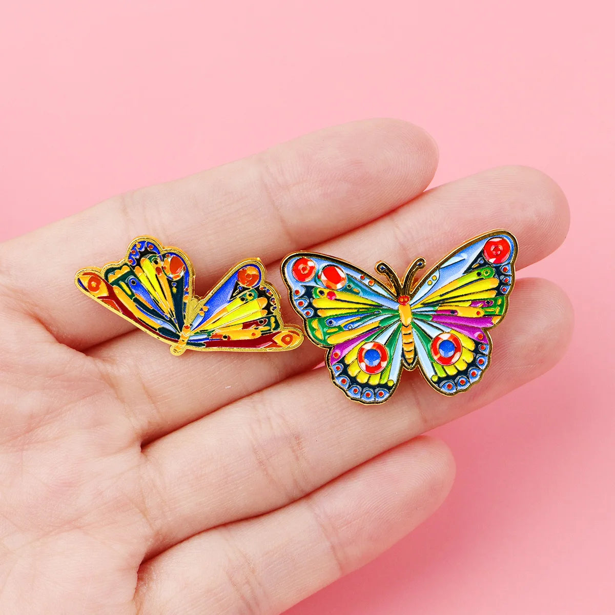 Colorful Caterpillar Butterfly Enamel Pins Animals Brooch Lapel Pin Badge on Backpack Clothing Accessories Fashion Jewelry Gifts