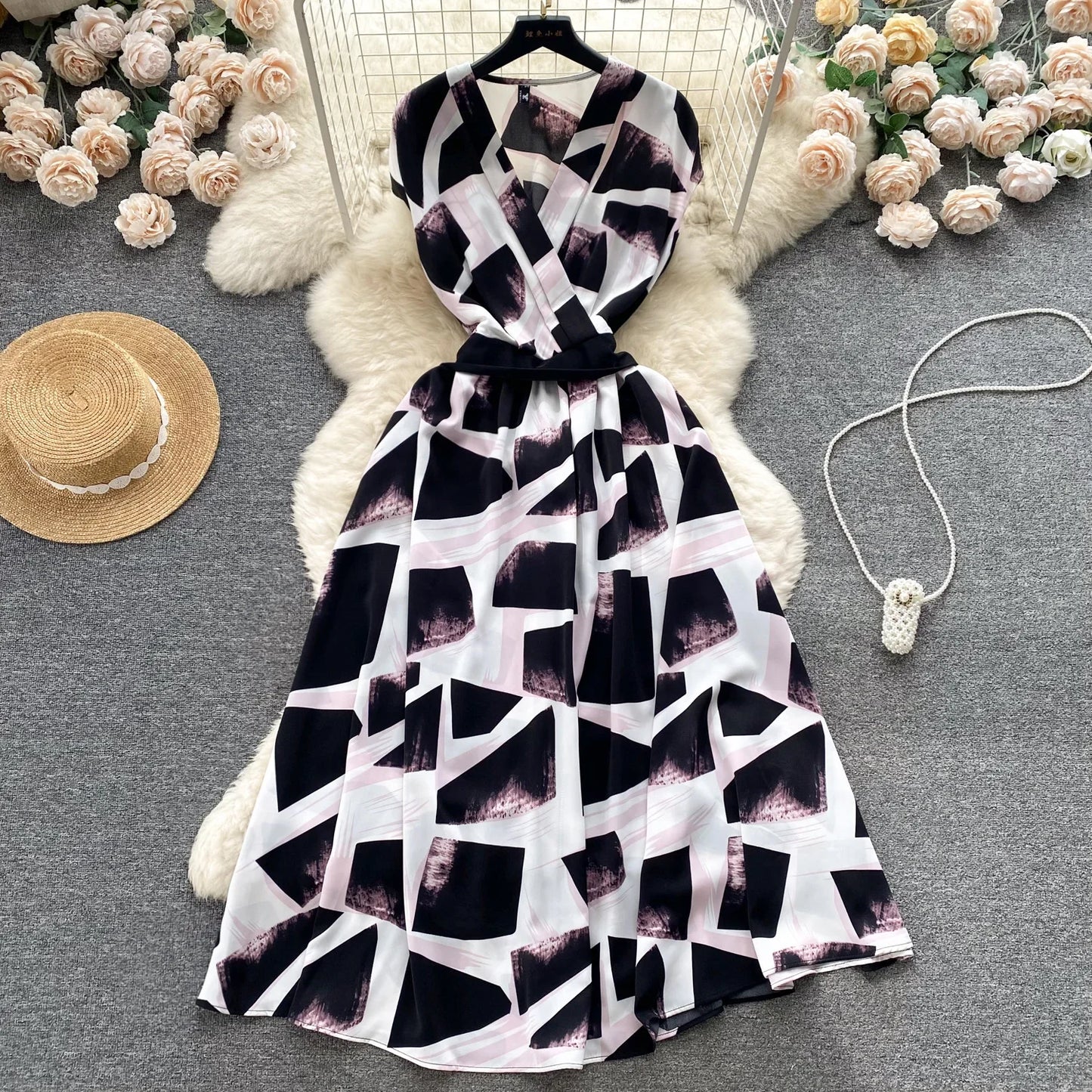 2026 Summer Bohemian Wommen Print Midi Dress Vintage V-Neck Sleeveless High Waist A-Line Plain Vestido Female New Casual Robe