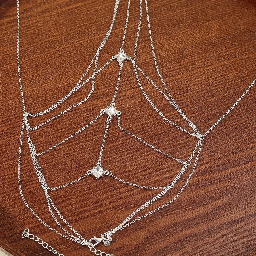 Body Jewelry Glitter Rhinestone Bust Chain Sexy Luxury Silver Body Chain Unique Trend Bikini Chest Chain Women