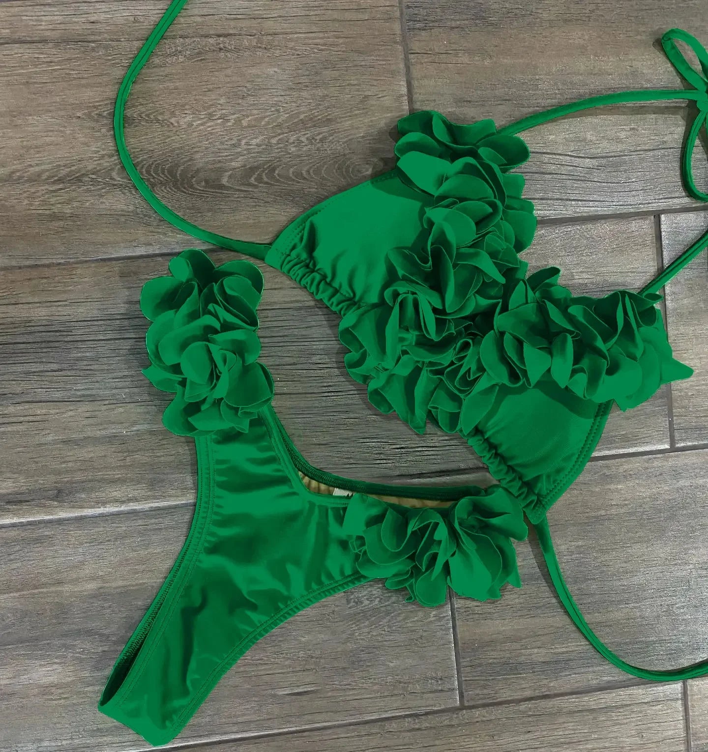 2026 New Summer New Sexy Petal Push Up Backless Bikini Set Women Fashion Flower Ruffles Bikini Lady Solid Beachwear Bathing Suit